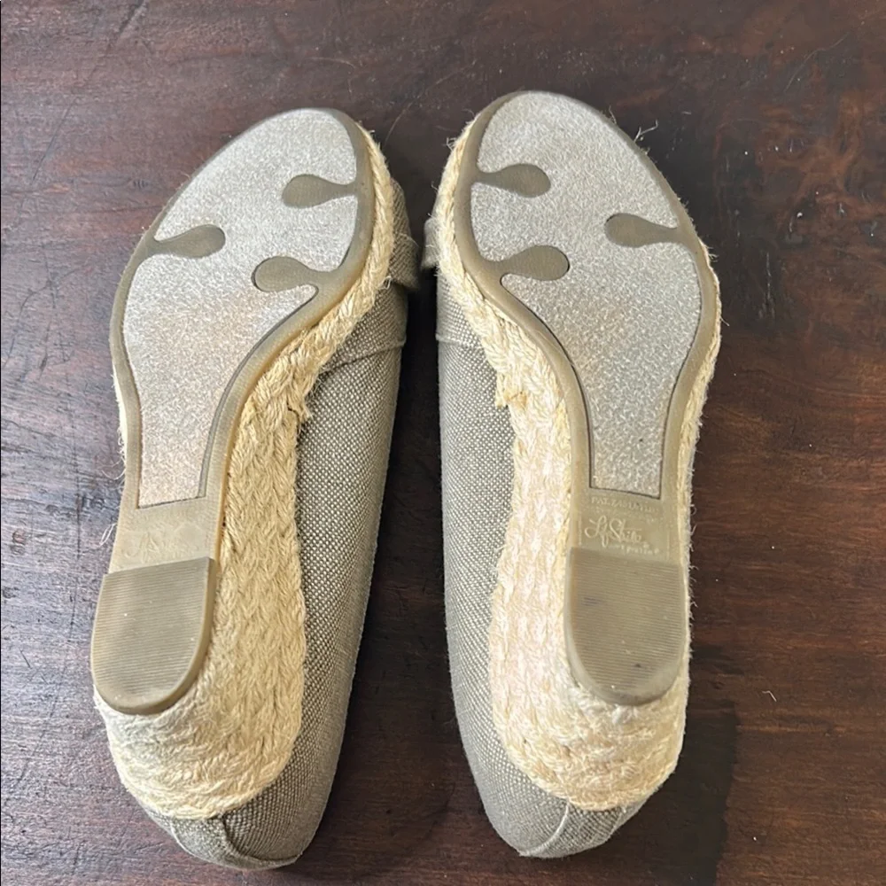 Life Stride Tan Espadrille Peep-Toe Flats Sz 9